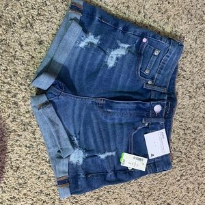 NWT Curvy mom shorts